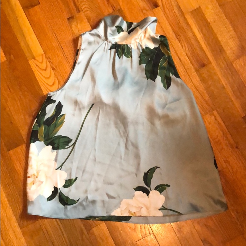 Floral sleeveless mock neck top by Zara